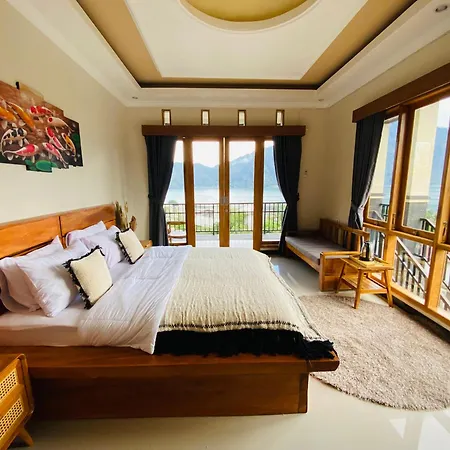 Casa Lago Batur